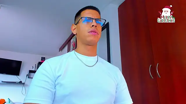 Snapshot of _John_Boy_ chatting on 12/20/25, 05:05 John Boy online show from 12/20/25, 05:05