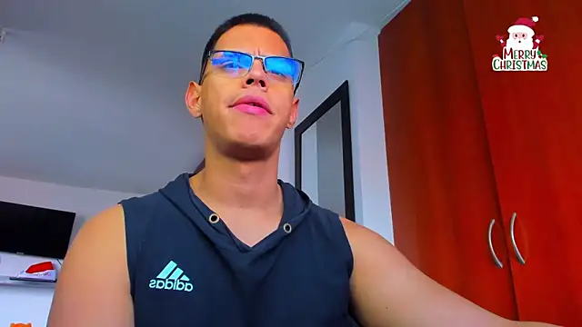 Snapshot of _John_Boy_ chatting on 12/19/25, 08:11 John Boy online show from 12/19/25, 08:11