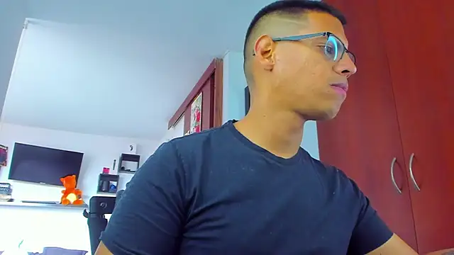 Snapshot of _John_Boy_ chatting on 01/06/26, 01:04 John Boy online show from 01/06/26, 01:04