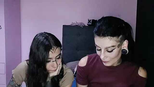 Snapshot of _onthary_6 chatting on 03/16/25, 12:12 onthary 6 online show from 03/16/25, 12:12