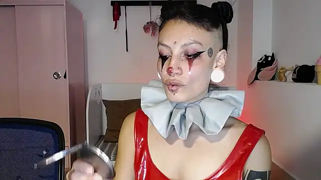 Snapshot of _onthary_6 chatting on 11/02/25, 02:49 onthary 6 online show from 11/02/25, 02:49