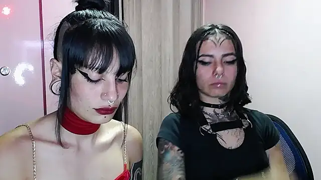 Snapshot of _onthary_6 chatting on 09/17/25, 11:51 onthary 6 online show from 09/17/25, 11:51