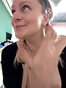 Bondgirl 013 online show from 04/06/26, 06:09