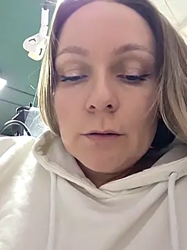 Bondgirl 013 online show from 04/09/26, 05:08