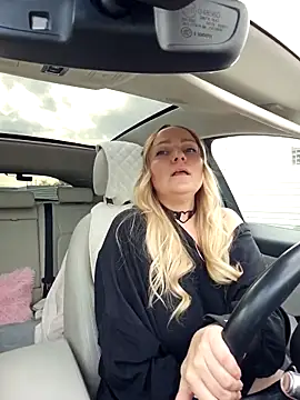 Bondgirl 013 online show from 10/23/25, 10:58