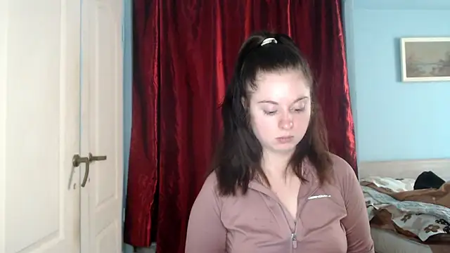 Snapshot of ryhhnnagold99 chatting on 03/11/25, 11:44 ryhhnnagold99 online show from 03/11/25, 11:44
