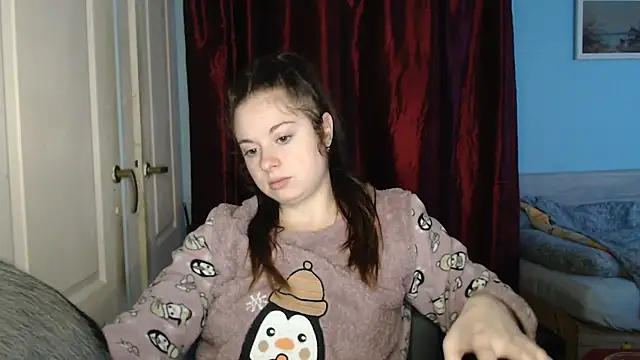 Snapshot of ryhhnnagold99 chatting on 10/03/25, 12:06 ryhhnnagold99 online show from 10/03/25, 12:06