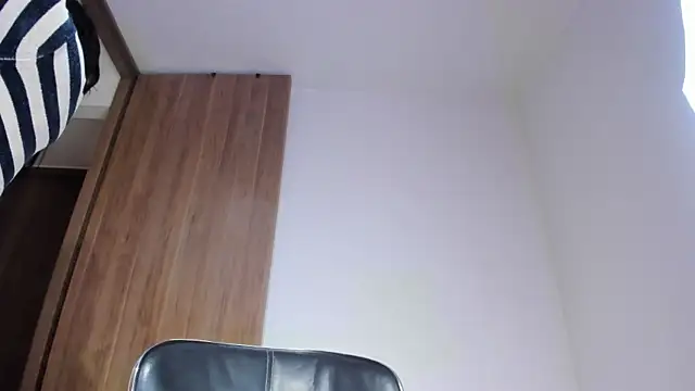 my lovely mia online show from 04/18/26, 04:09