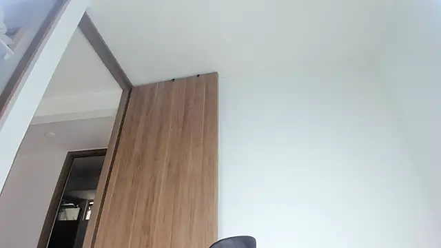 Snapshot of my_lovely_mia chatting on 10/11/25, 04:08 my lovely mia online show from 10/11/25, 04:08