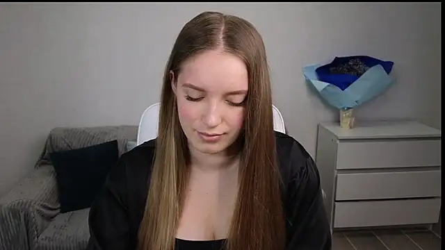 EvaMaddison online show from 02/03/25, 06:56