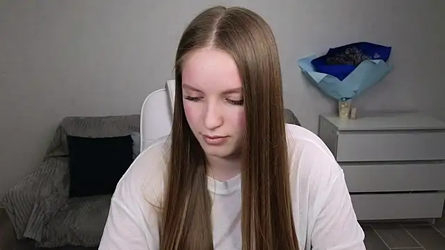 EvaMaddison online show from 03/19/25, 07:38