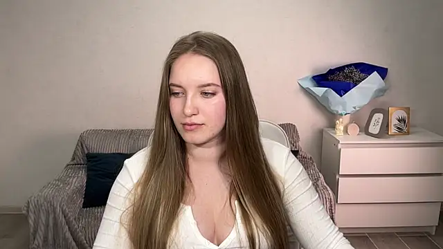 EvaMaddison online show from 09/14/25, 06:19