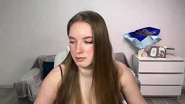 EvaMaddison online show from 11/29/25, 07:08