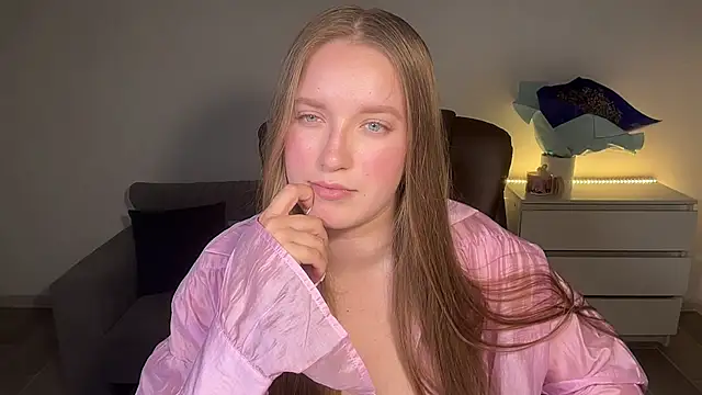 Snapshot of EvaMaddison chatting on 07/12/26, 07:15 EvaMaddison online show from 07/12/26, 07:15