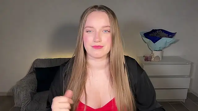 EvaMaddison online show from 03/03/26, 05:20