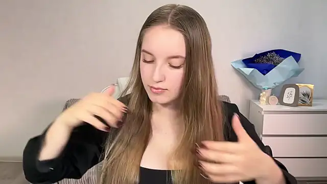 EvaMaddison online show from 09/24/25, 12:44