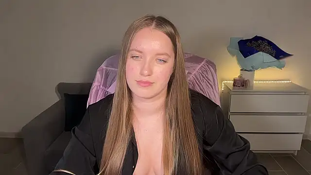 Snapshot of EvaMaddison chatting on 07/16/26, 10:07 EvaMaddison online show from 07/16/26, 10:07