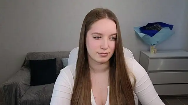 EvaMaddison online show from 02/16/25, 07:59
