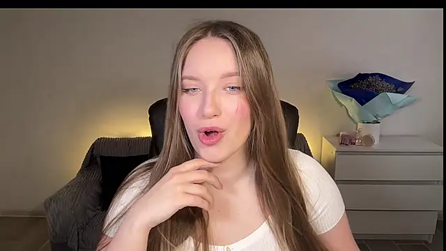 EvaMaddison online show from 03/09/26, 03:54