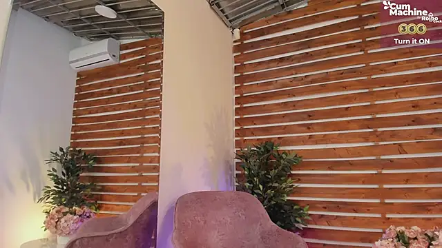 Snapshot of _MeganRain chatting on 03/09/25, 08:51 MeganRain online show from 03/09/25, 08:51