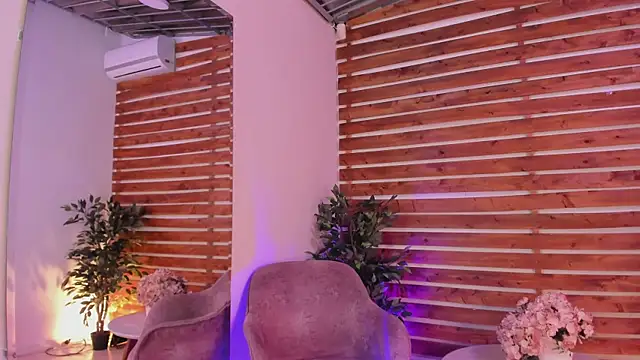 Snapshot of _MeganRain chatting on 11/13/25, 08:51 MeganRain online show from 11/13/25, 08:51