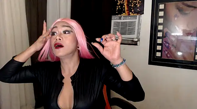 UrhotGoddess online show from 03/23/25, 07:09