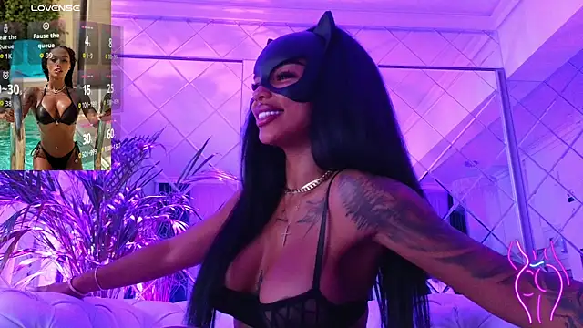 KimiBrown online show from 10/31/25, 12:13