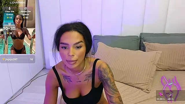 KimiBrown online show from 03/04/25, 10:24