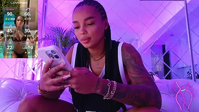 KimiBrown online show from 09/25/25, 10:10