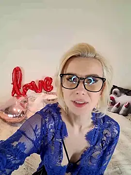 AureliaDoux online show from 02/11/25, 07:27