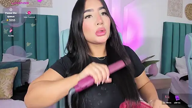 amy-thomson1 online show from 03/21/26, 12:09