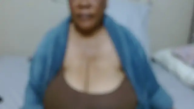 DairyQueen2 online show from 10/28/25, 04:02