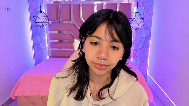 Nami usagi online show from 01/15/25, 12:04