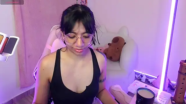 Nami usagi online show from 09/21/25, 04:45
