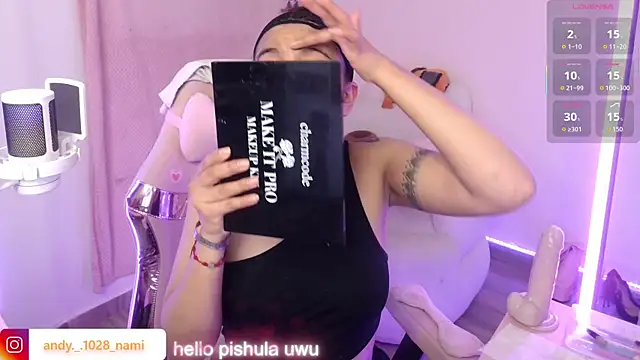 Nami usagi online show from 10/22/25, 03:22