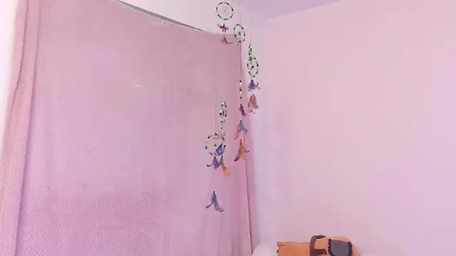 Nami usagi online show from 10/18/25, 04:42