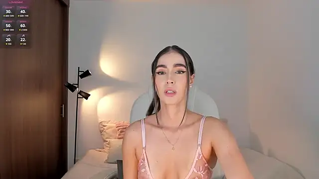 RebeccaBaxter online show from 05/27/26, 01:26