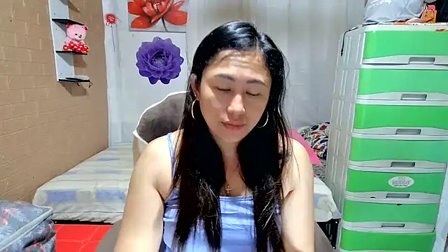 M e c e l online show from 05/17/26, 08:42