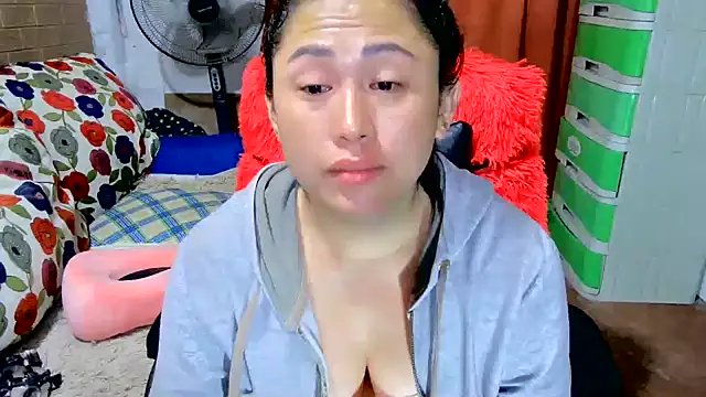 M e c e l online show from 09/25/25, 02:12