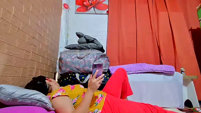 M e c e l online show from 11/19/25, 01:27