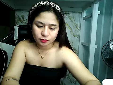 Mia 2022 online show from 11/05/25, 04:43