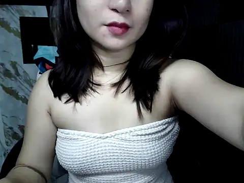 Mia 2022 online show from 02/26/26, 03:34