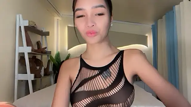  caroline69 online show from 11/30/25, 02:23