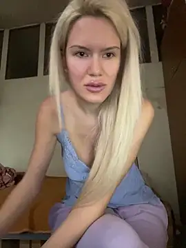 Keylili online show from 03/11/25, 11:33