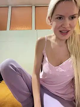 Keylili online show from 03/21/25, 06:07