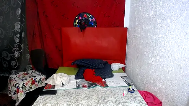 Snapshot of lili_sweet777 chatting on 05/09/26, 09:40 lili sweet777 online show from 05/09/26, 09:40