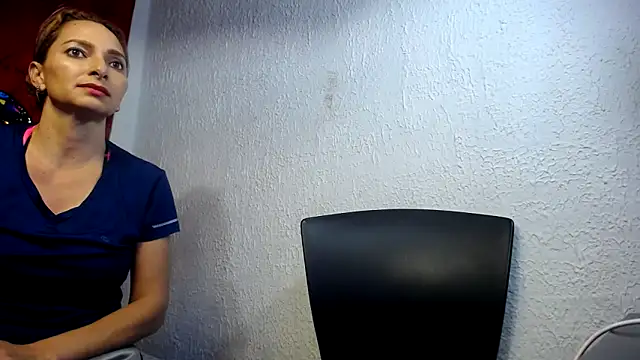 Snapshot of lili_sweet777 chatting on 02/20/26, 09:06 lili sweet777 online show from 02/20/26, 09:06