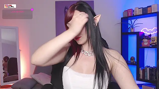 S Lilith  online show from 12/21/25, 11:49