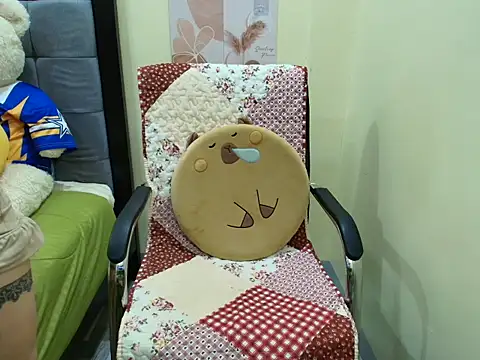 Snapshot of AsianPussy_22 chatting on 03/14/26, 04:29 AsianPussy 22 online show from 03/14/26, 04:29