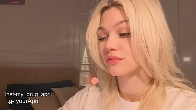 MyApril online show from 11/26/25, 03:23